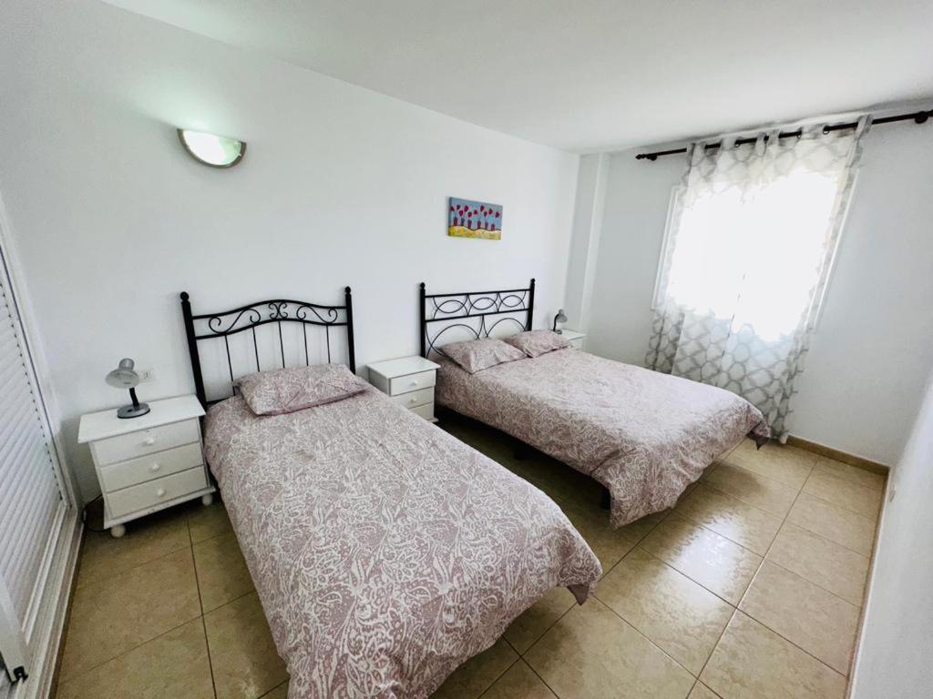 Stay Few Meters To Las Vistas Beach. Free Wifi. Arona  Exterior photo